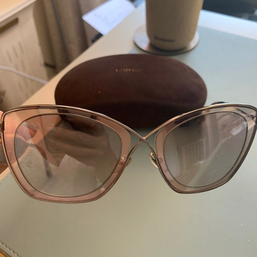 Tom Ford Silver Pink Sascha Sunglasses Damaged
